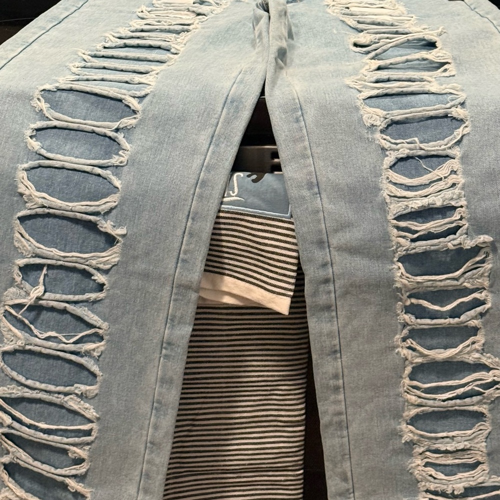 Trendy Distressed Boot Cut Jeans in Light Blue NWT